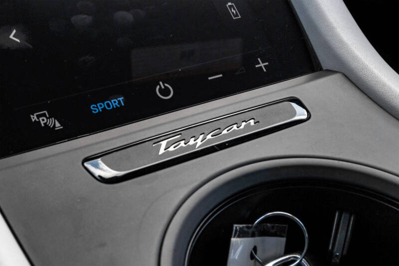 2022 Porsche Taycan
