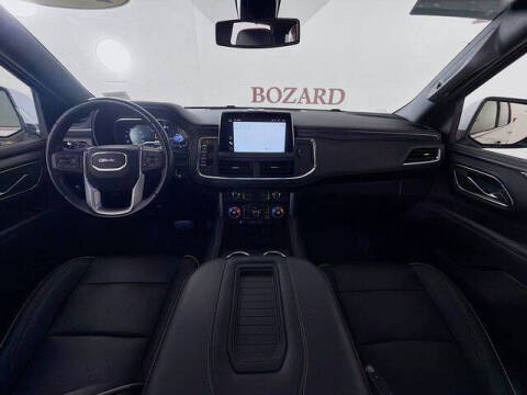 2022 GMC Yukon SLT