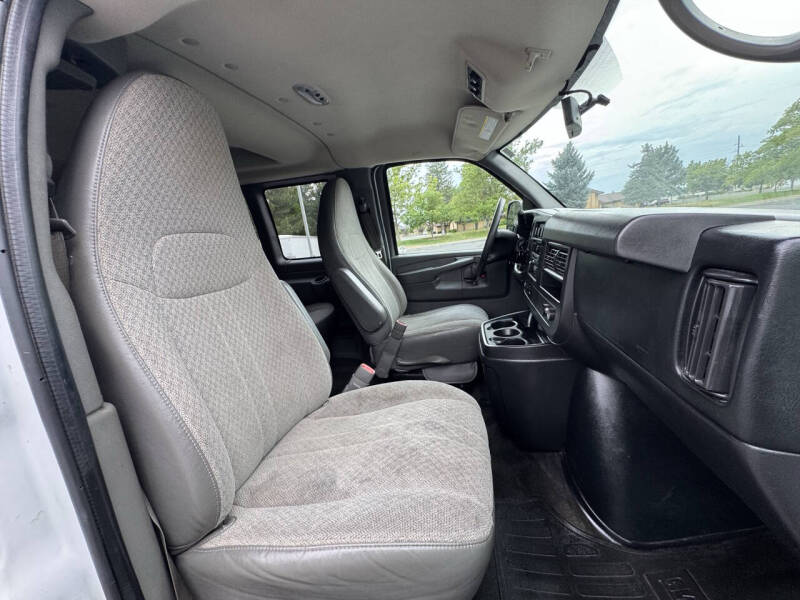 2014 Chevrolet Express LT 3500