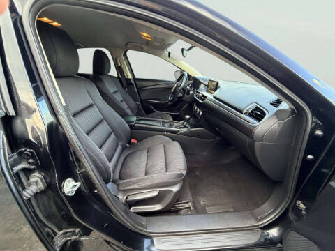 2017 Mazda MAZDA6 Sport