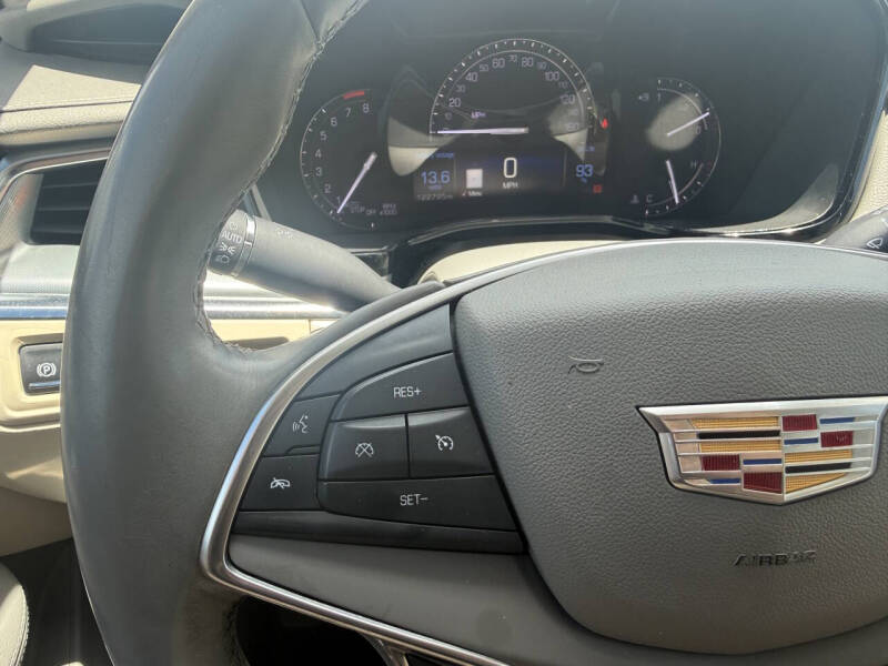 2018 Cadillac XT5 Luxury