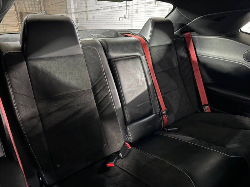 2015 Dodge Challenger SRT Hellcat