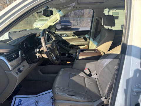 2017 Chevrolet Suburban LT