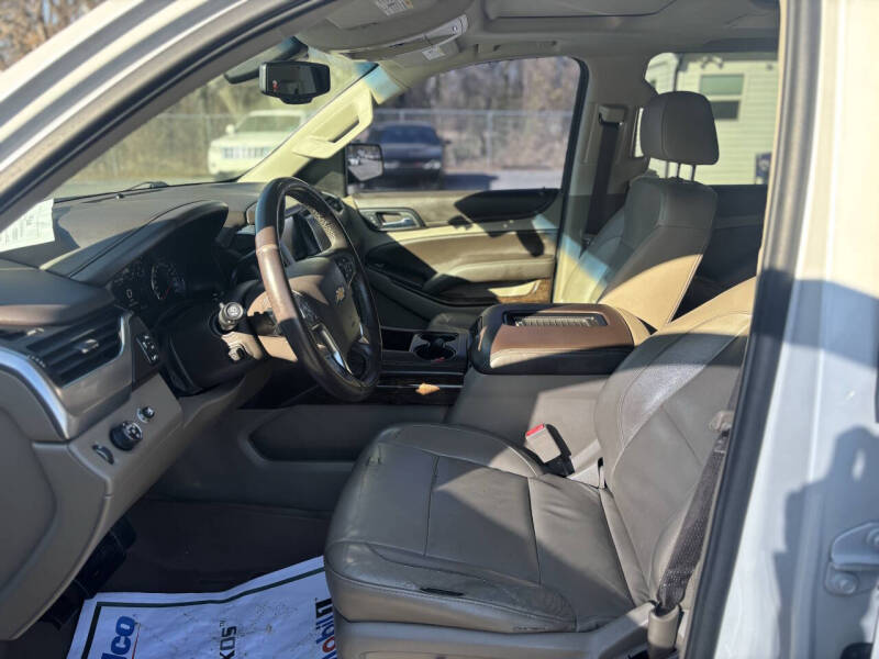2017 Chevrolet Suburban LT