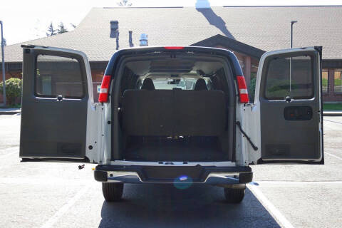 2024 Chevrolet Express LT 3500