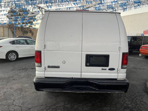 2010 Ford E-Series E-250