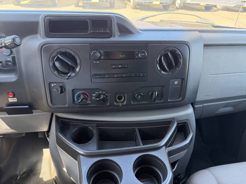2013 Ford E-Series E-150