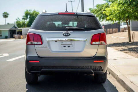 2013 Kia Sorento LX