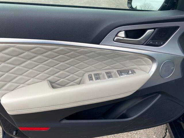 2020 Genesis G70