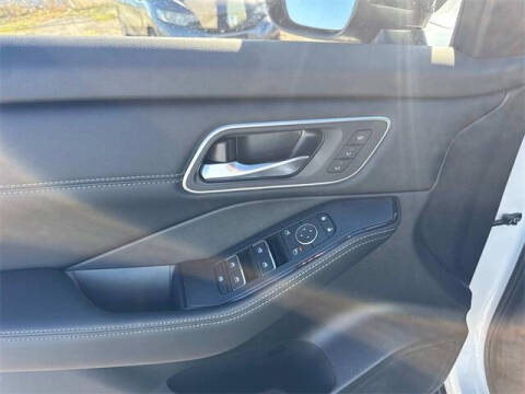 2025 Nissan Rogue Platinum