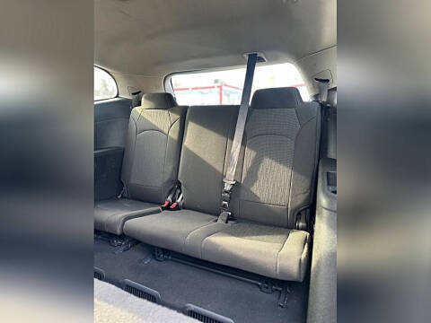 2017 Chevrolet Traverse LT