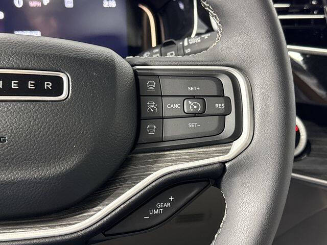 2023 Jeep Wagoneer Series III