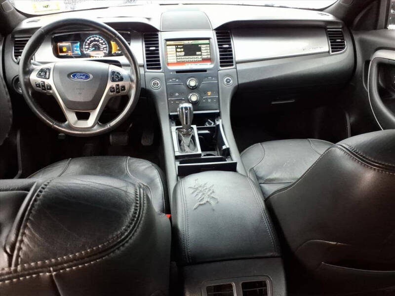 2015 Ford Taurus SEL