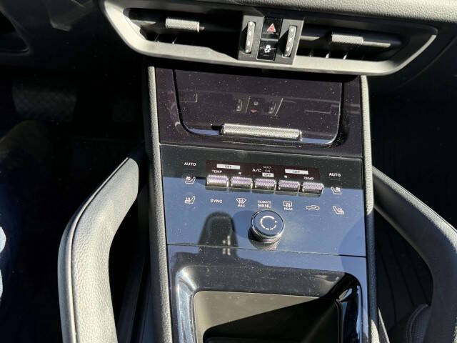 2024 Porsche Cayenne Coupe