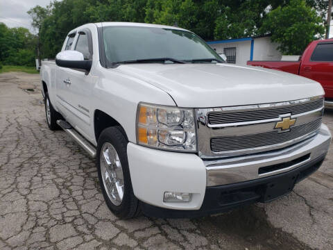 2011 Chevrolet Silverado 1500 for sale at Tony's Auto Plex in San Antonio TX