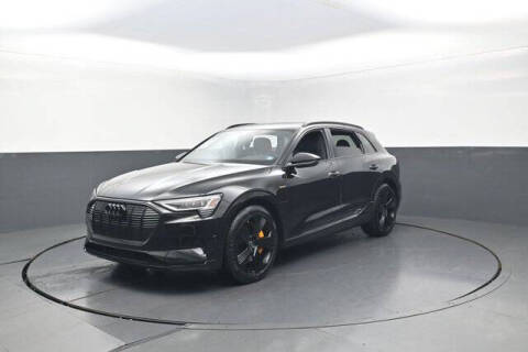 2022 Audi e-tron quattro Premium Plus