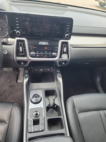 2023 Kia Sorento Hybrid EX