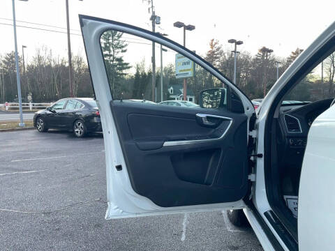 2016 Volvo XC60 T5 Drive-E