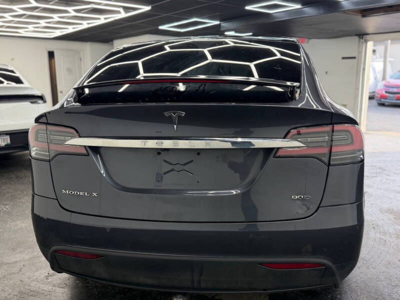 2017 Tesla Model X 90D