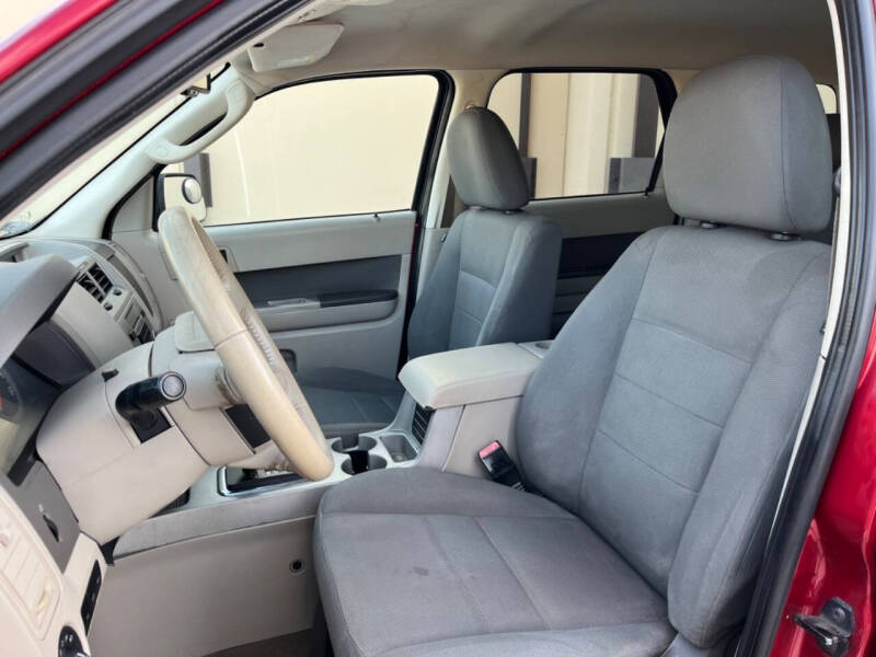 2009 Ford Escape XLT