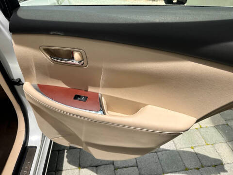 2011 Lexus ES 350