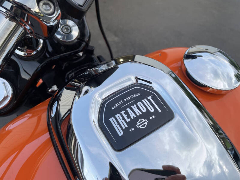 2023 Harley-Davidson SOFTAIL BREAKOUT