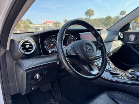 2017 Mercedes-Benz E-Class E 300 4MATIC