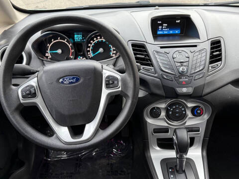 2018 Ford Fiesta SE