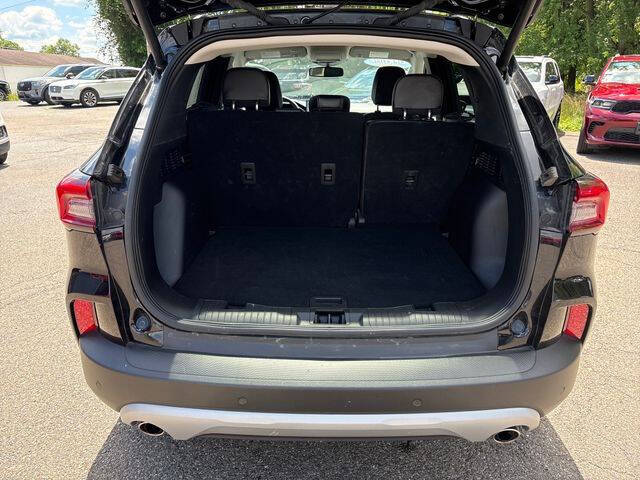 2025 Ford Escape Platinum