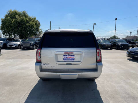 2017 GMC Yukon XL SLT