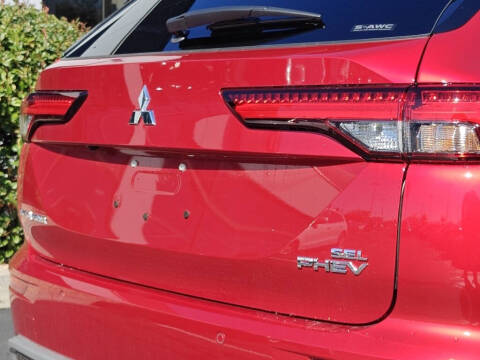 2025 Mitsubishi Outlander PHEV SEL