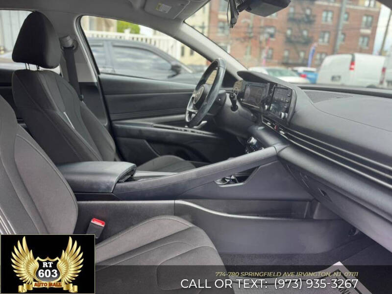 2022 Hyundai Elantra