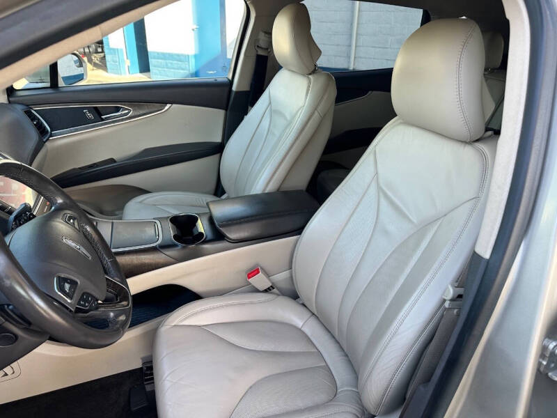 2017 Lincoln MKX Select
