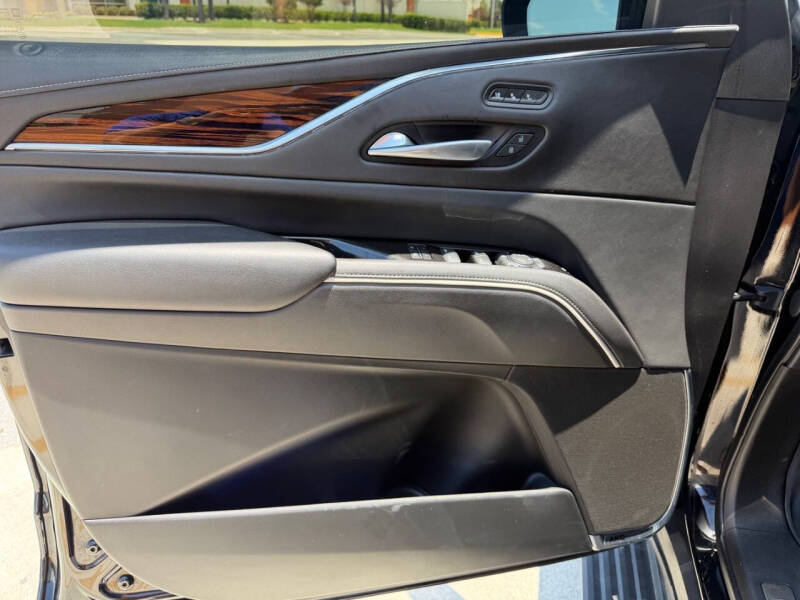 2021 Cadillac Escalade Premium Luxury
