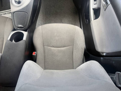 2015 Toyota Prius Four