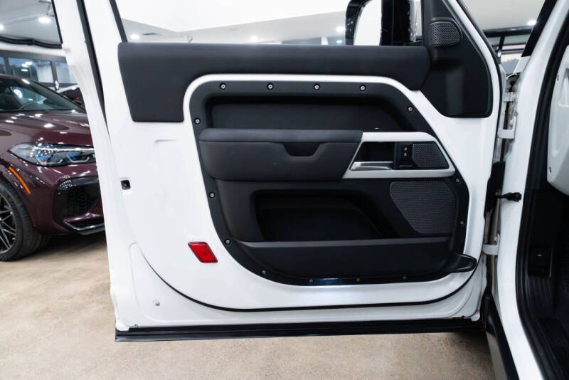 2021 Land Rover Defender 90 S