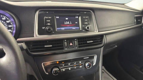 2017 Kia Optima LX