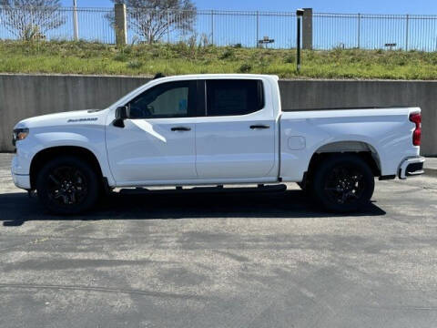 2024 Chevrolet Silverado 1500 Custom
