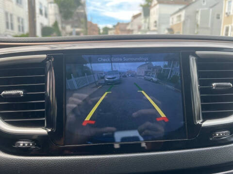 2017 Chrysler Pacifica