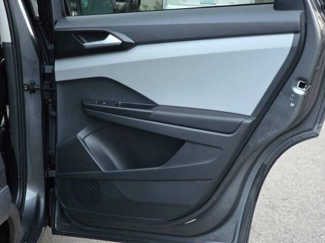 2023 Volkswagen Taos SE 4Motion