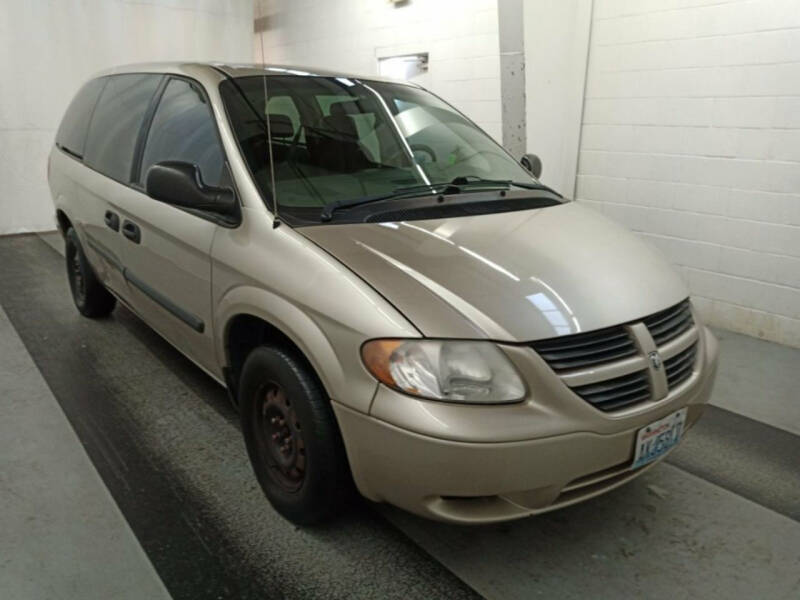 2005 Dodge Grand Caravan for sale at Stage Coach Motors in Ulm MT