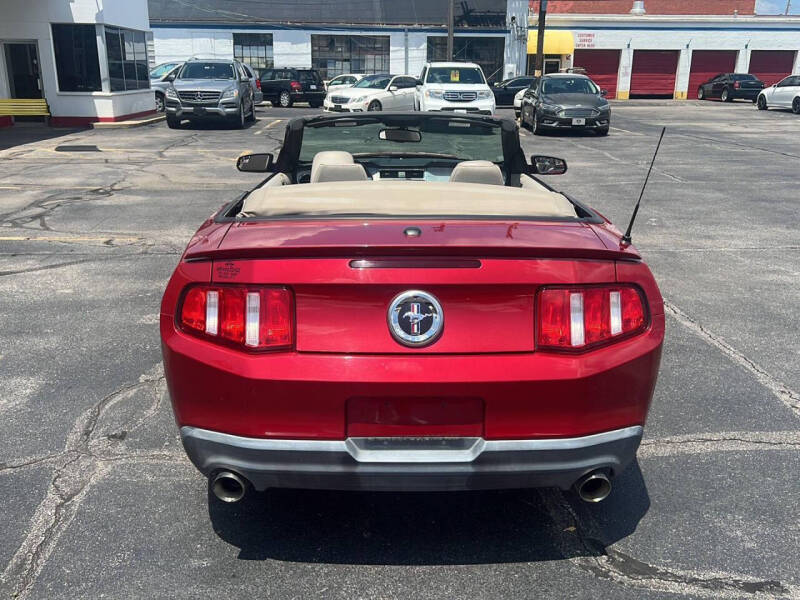 2011 Ford Mustang V6 Premium