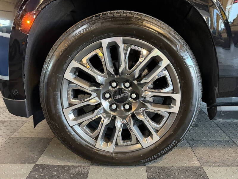 2024 GMC Yukon XL Denali Ultimate