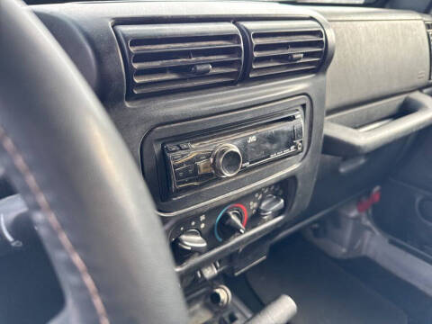 2004 Jeep Wrangler X