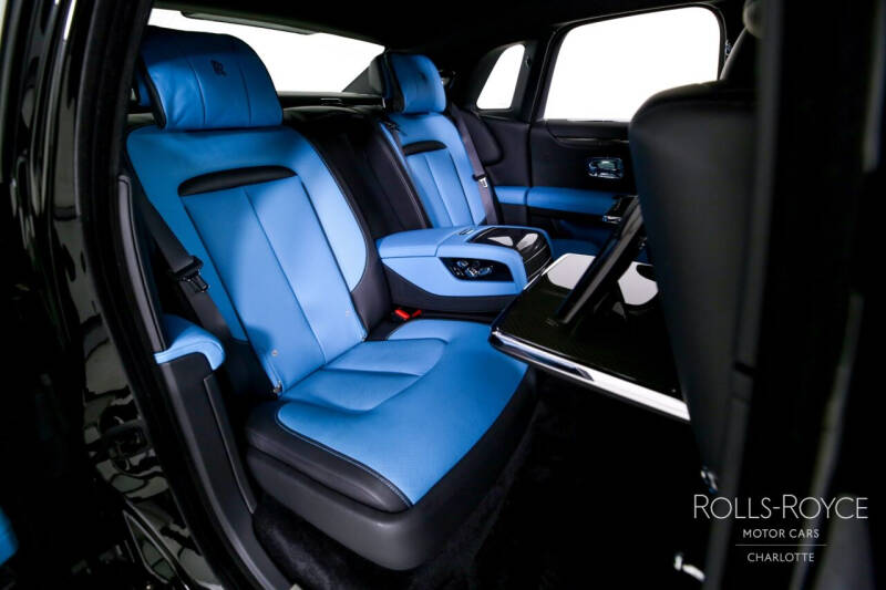 2022 Rolls-Royce Black Badge Ghost