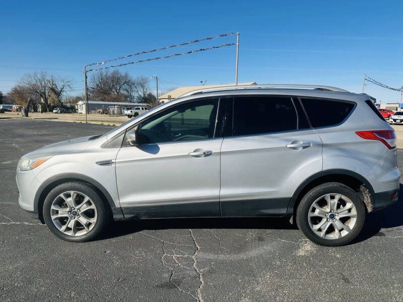 2015 Ford Escape Titanium's photo