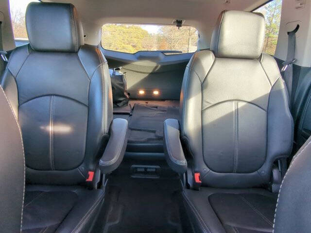 2017 Chevrolet Traverse LT