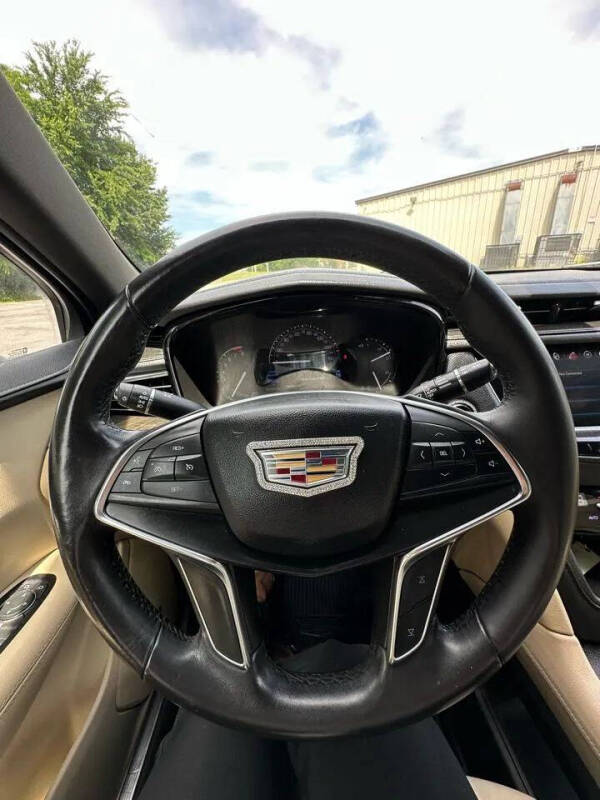 2018 Cadillac XT5