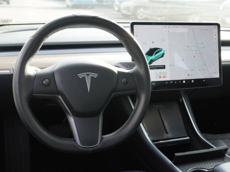 2019 Tesla Model 3 Standard Range Plus