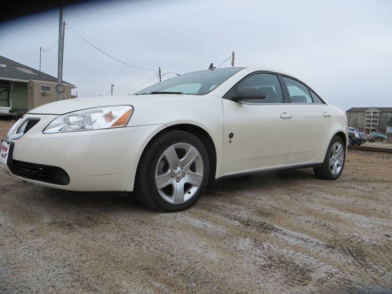2009 Pontiac G6 for sale at The Car Lot in New Prague MN